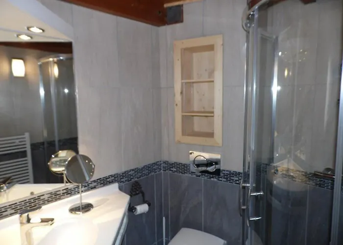 Rénové Avec Jacuzzi, Terrasse Et Parking Privé à Marseillan-plage - Fr-1-326-460
