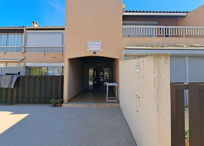 Rénové Avec Jacuzzi, Terrasse Et Parking Privé à Marseillan-plage - Fr-1-326-460 * Marseillan (Herault)